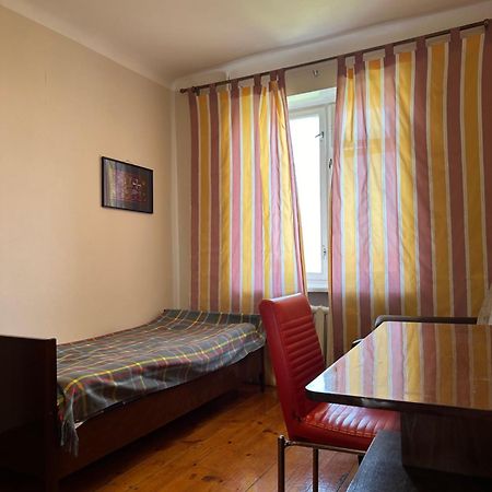Апартаменти Cosy flat in the city center Бішкек Екстер'єр фото